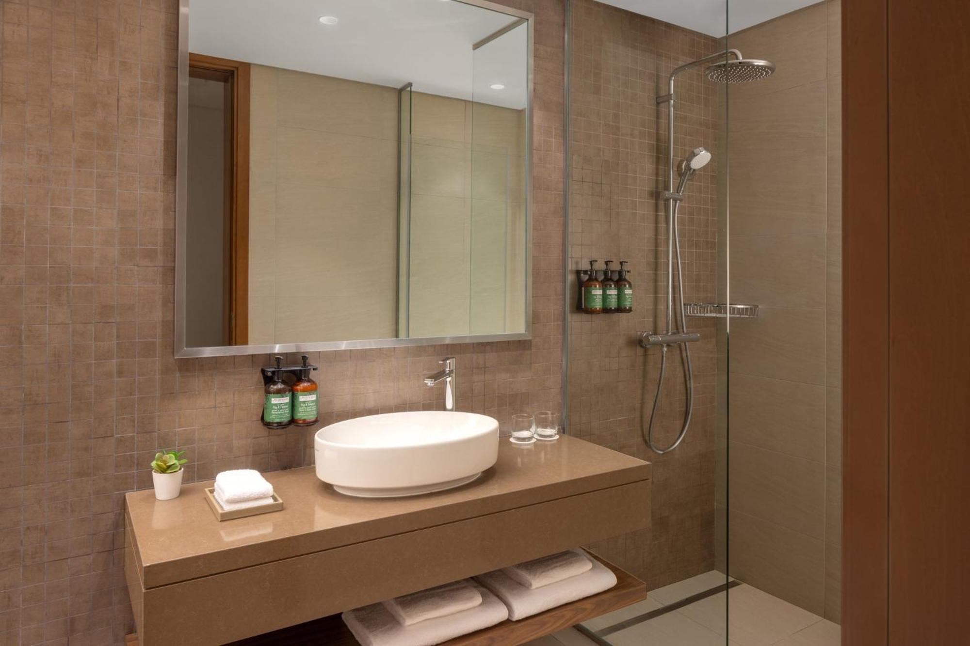 Staybridge Suites Dubai Business Bay By Ihg Exterior photo