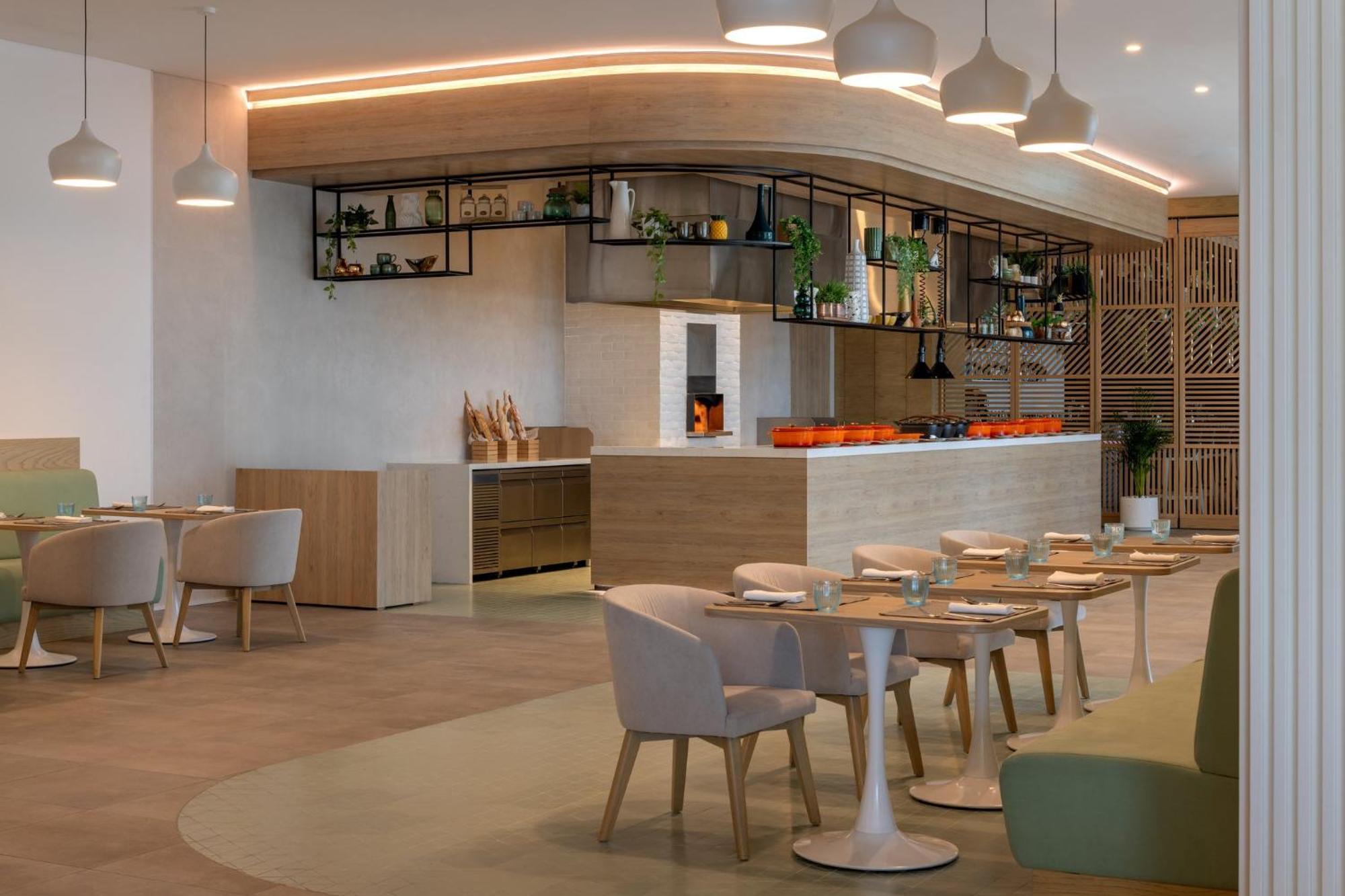 Staybridge Suites Dubai Business Bay By Ihg Exterior photo